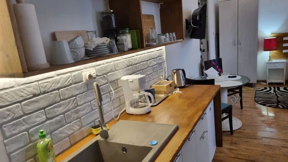 Casa cu 4 camere | Gruia | Parcare Proprie - Poză 1