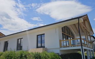 Vilă chalet modern cu perete panoramic de sticlă - Livezeni, Mureș - Poză 2