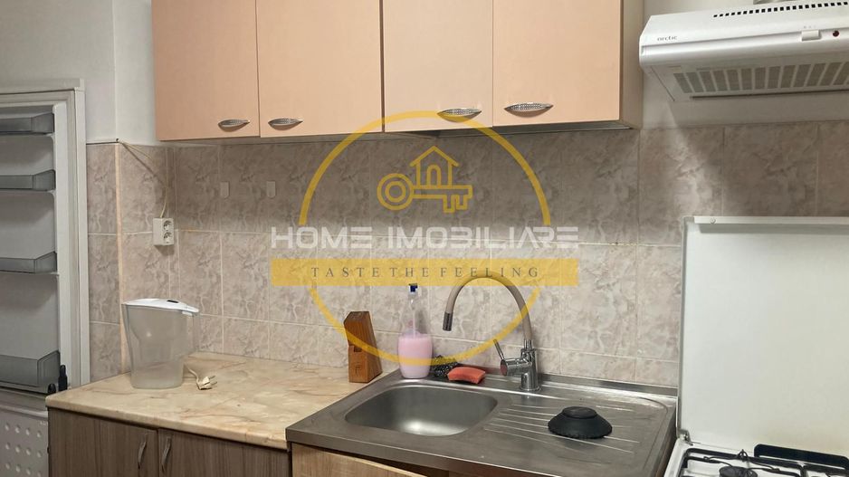 Centru Civic/ Apartament 3 camere/ Decomandat/Fara Risc Seismic - Poză 7