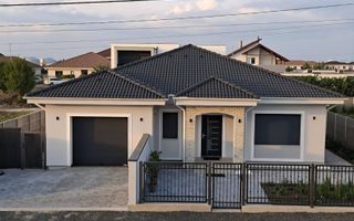 Locuinta individuala cu garaj- in stil mediteranean - Poză 2