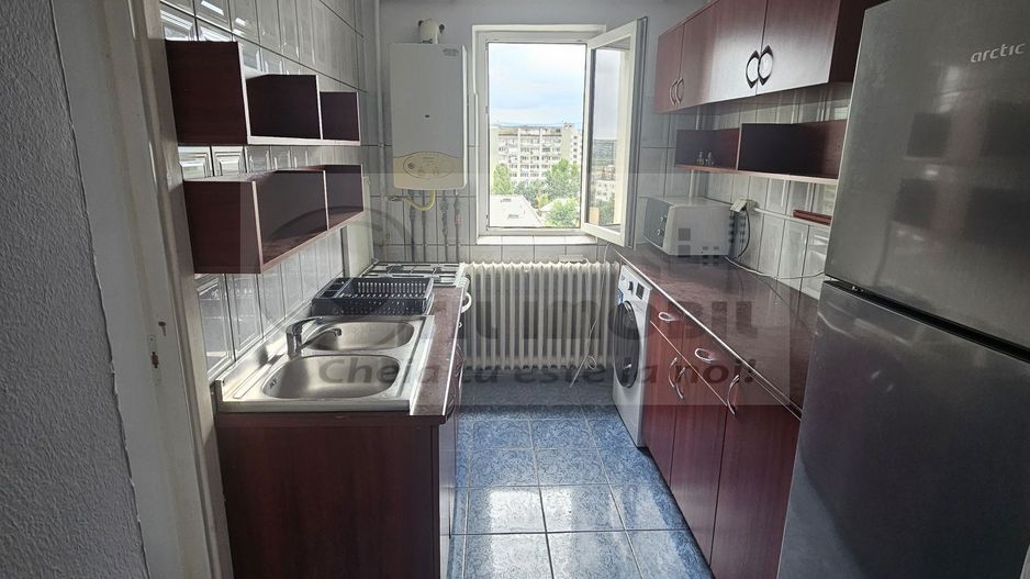 Închiriez apartament circular cu 2 camere Podu Ros - Poză 5