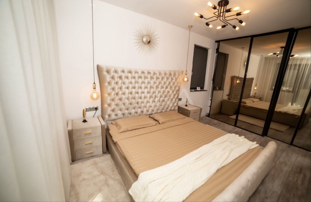 Vând apartament 3 camere - Poză 4