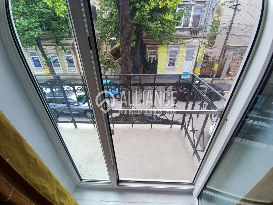 CENTRU SALA SPORTURILOR(COD03)- Casa interbelica si curte generoasa ! - Poză 42