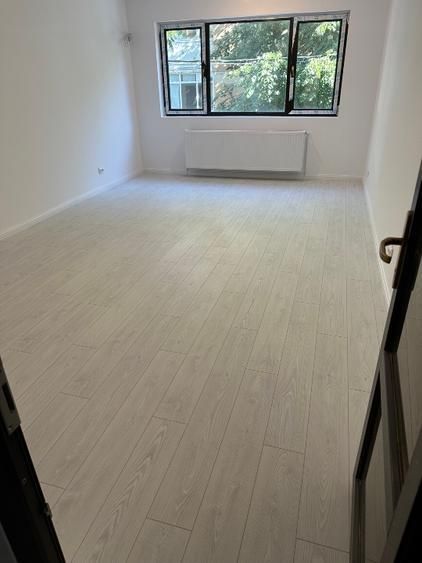 De vanzare Apartament 2 Camere Crangasi - Poză 1