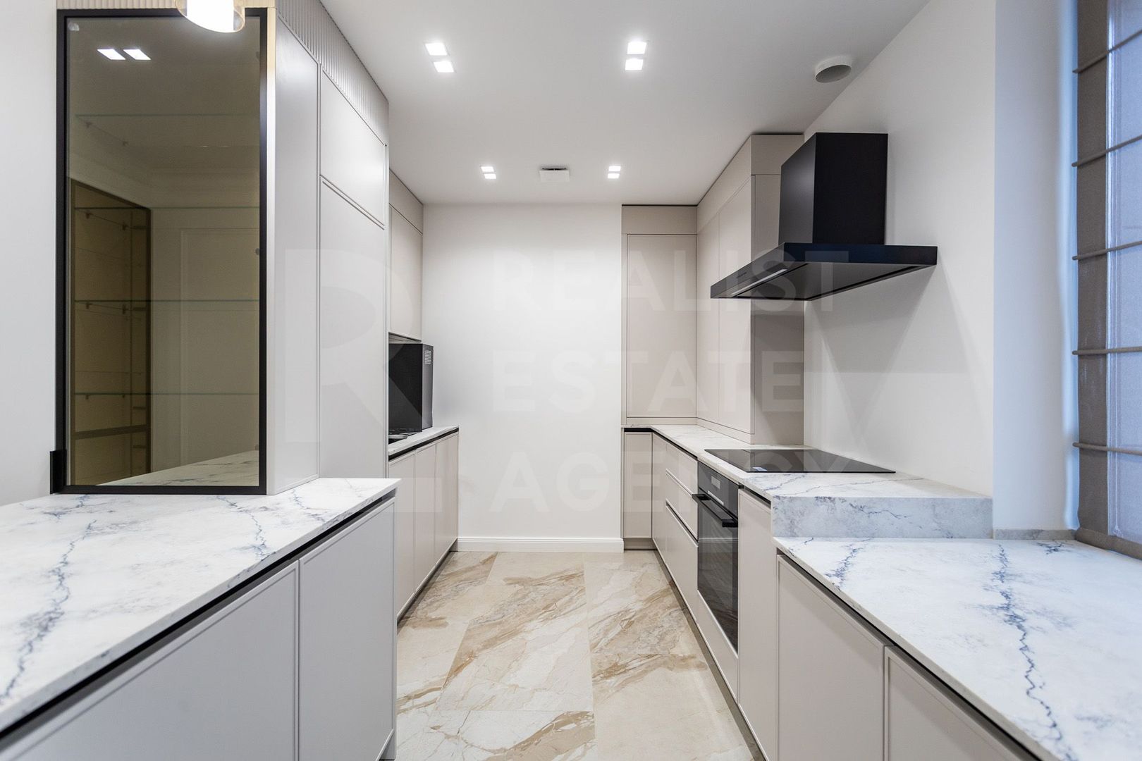 Chirie, apartament, 4 camere, stradela Teatrului, Buiucani - Poză 11