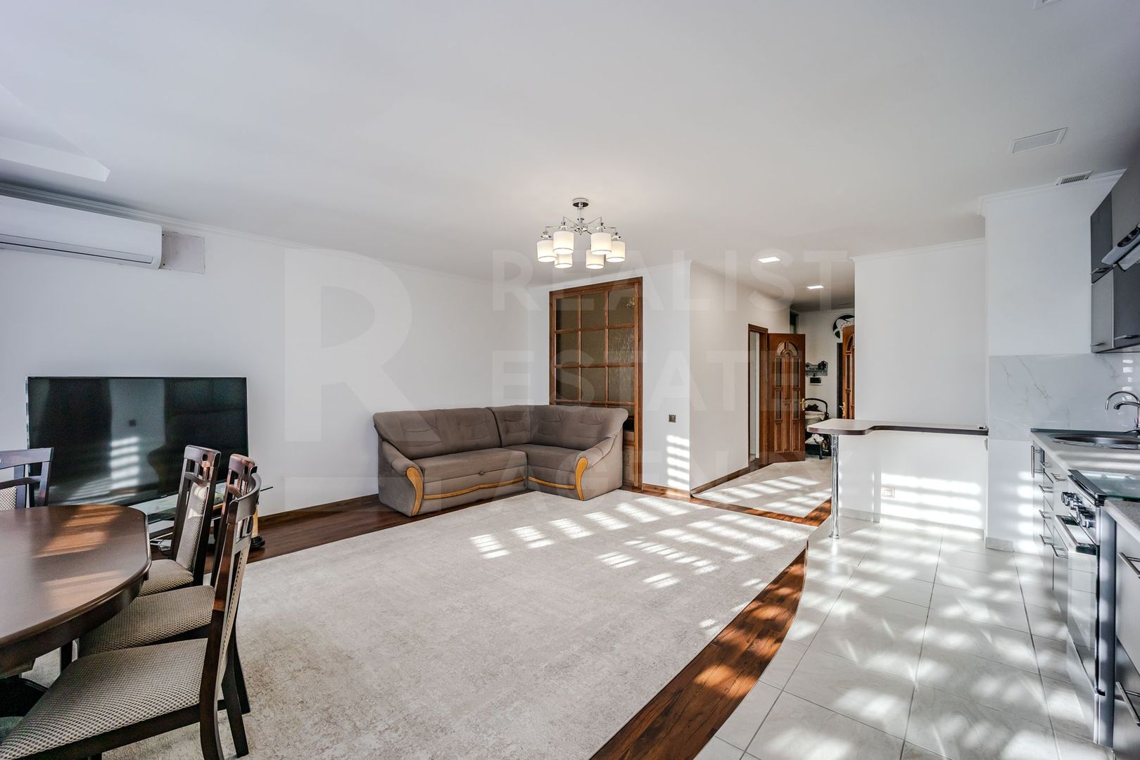 Vânzare, apartament 2 camere + living, str. Alecu Russo, Ciocana - Poză 4