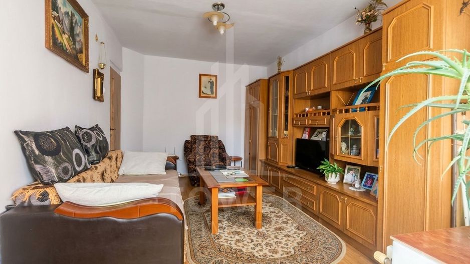 Apartament de 2 camere decomandate situat pe Bulevardul Mihai Viteazul, - Poză 2