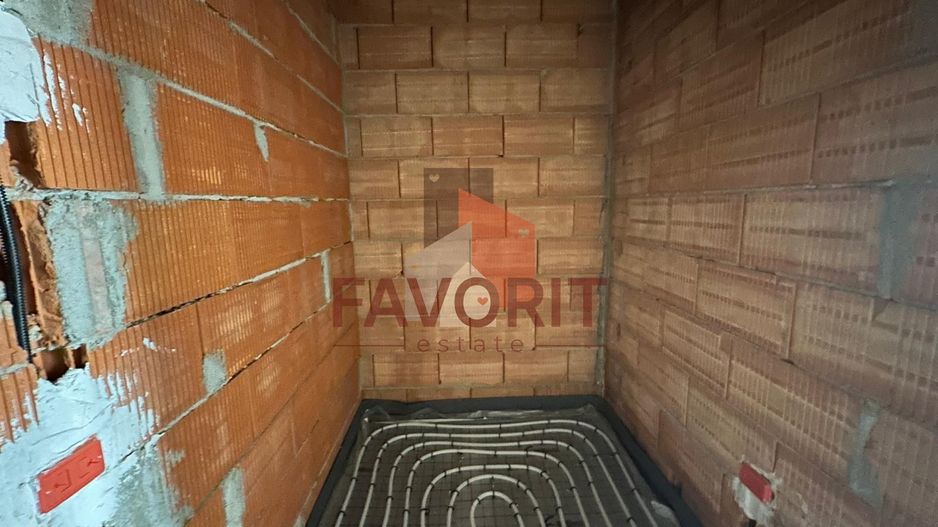 3 camere | 83 mp | Gradina proprie 50 mp | Bloc nou | dressing | 2 bai - Poză 11