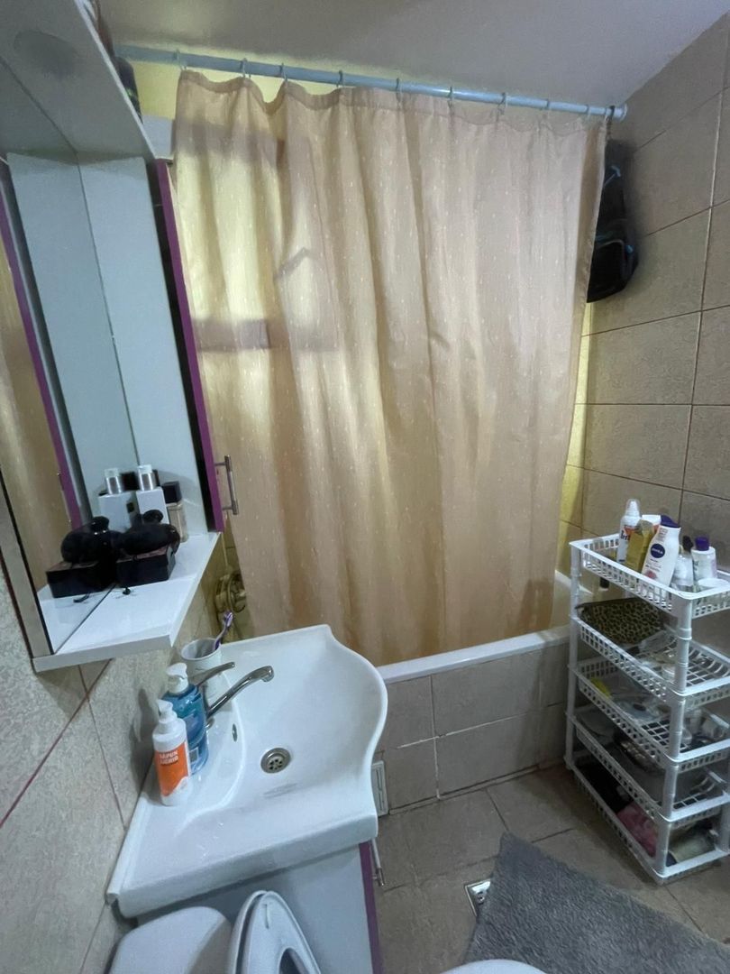 EXCLUSIVITATE -  Apartament 2 camere semidecomandat - Poză 4