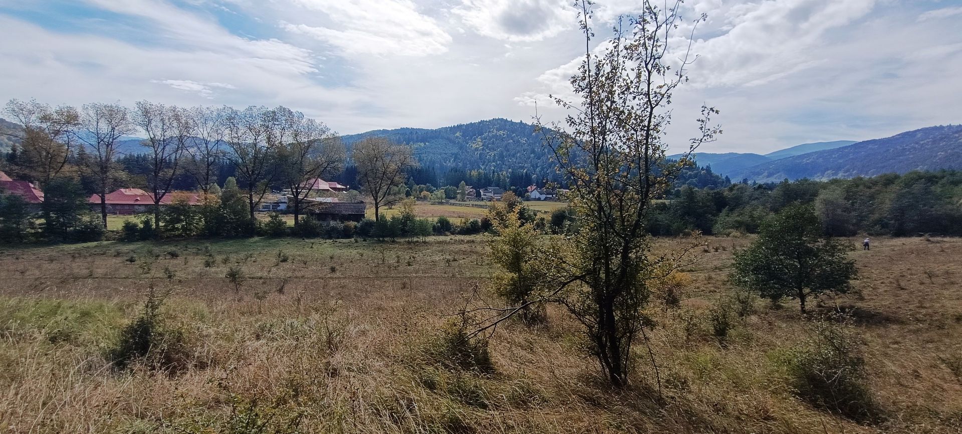 teren in zona Bradet-Sacele - Poză 5