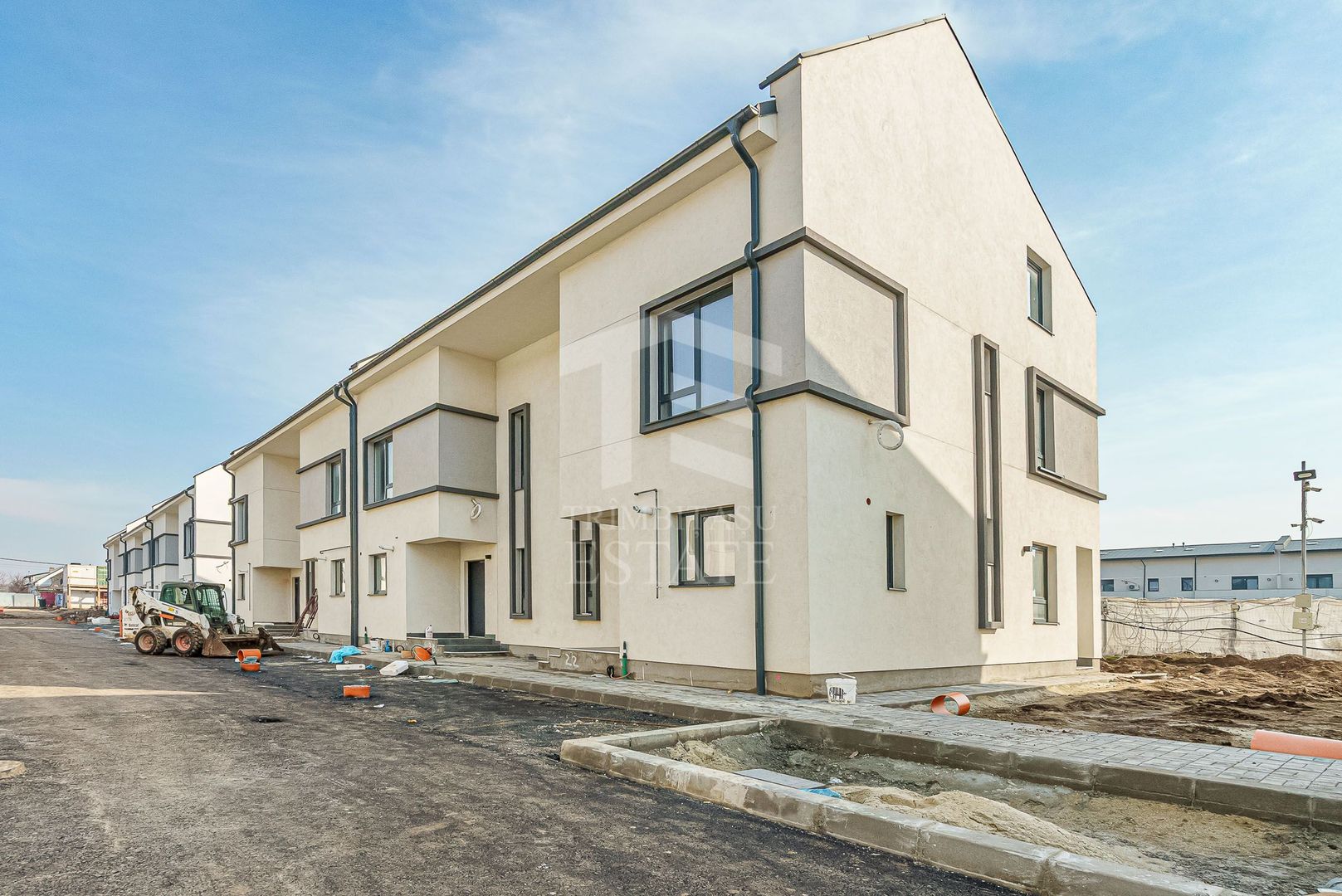 Tiparnitei Complex Case Sector 5 - Poză 1