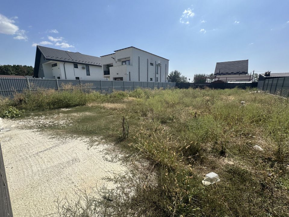 Teren imprejmuit + gard intre case zona Magic Trivale - Poză 3
