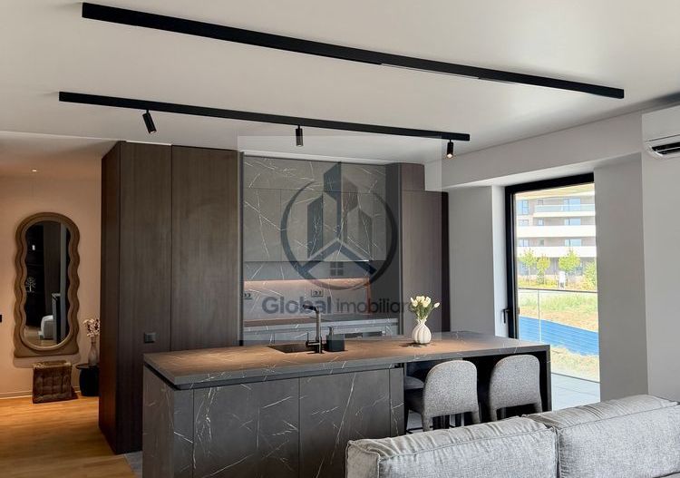 Proprietar inchiriez apartament Yacht Kid - Poză 2