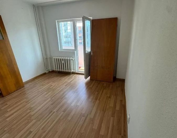 APARTAMENT 2 CAMERE ZONA CALEA MOSILOR - Poză 3