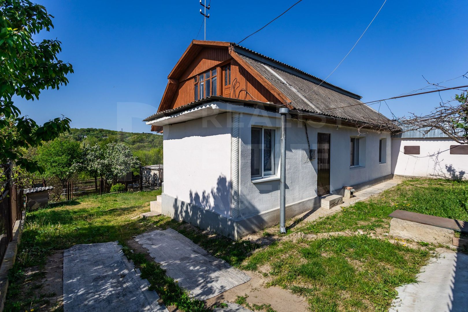 Vânzare casa/vila, 90 mp, sat Bic - Poză 2