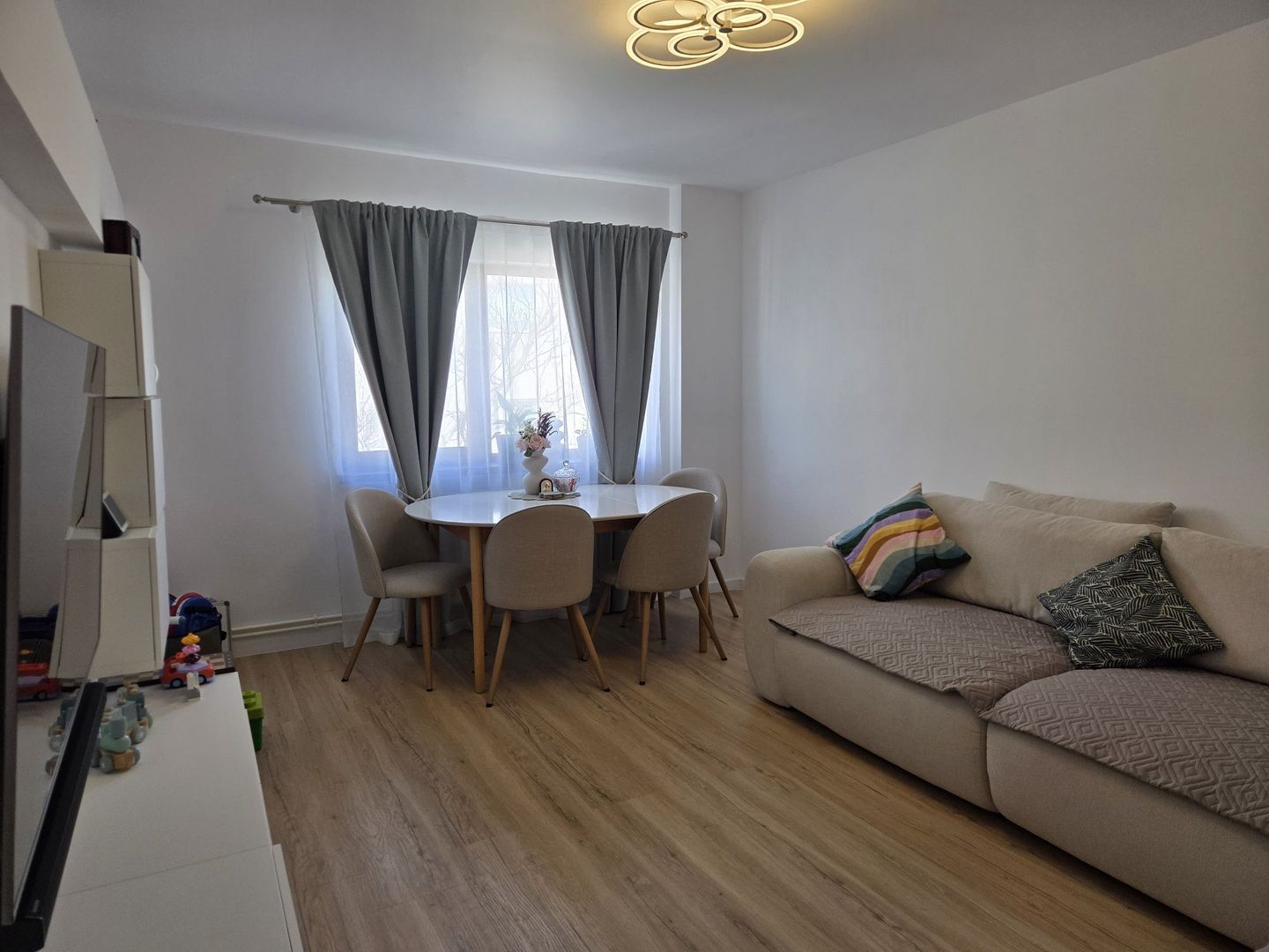 Apartament 3 camere renovat Tomis III – Soveja - Poză 2