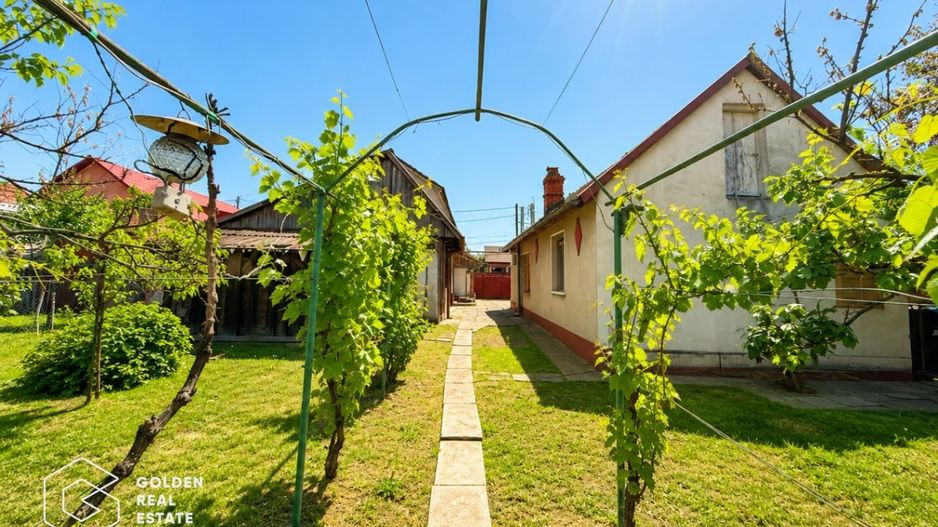 Casa cu teren 688 mp, 2 corpuri de cladire, Parneava - Poză 19