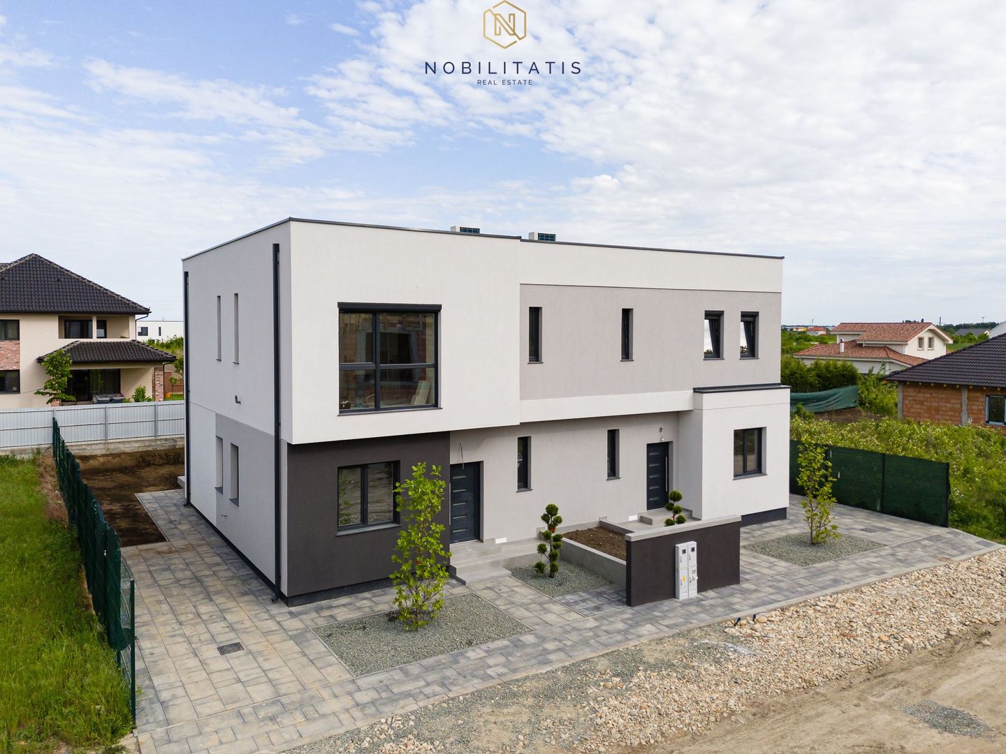 Oferta vanduta Duplex de vanzare la liziera padurii - 130 mp, 4 bai&4 dormitoare - Poză 7