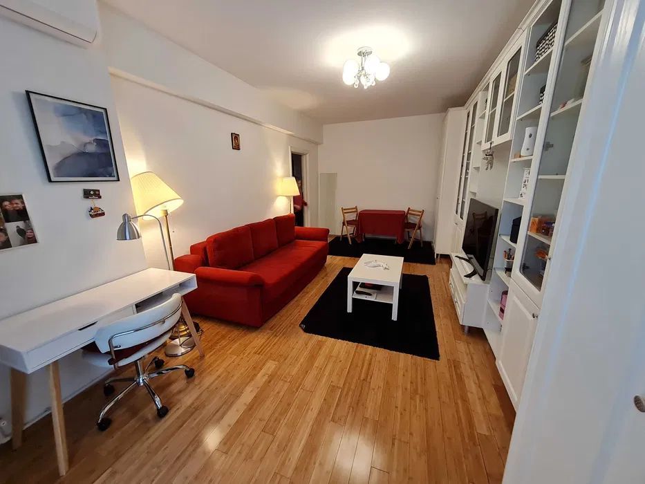 Apartament Spațios cu Terasă și Garaj | Zona Tineretului | 68 mp Utili - Poză 2