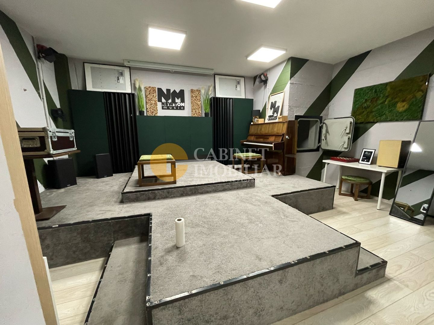 SPATIU COMERCIAL - 3 CAMERE - COMPLEX NEWTON - DE INCHIRIAT - Poză 7