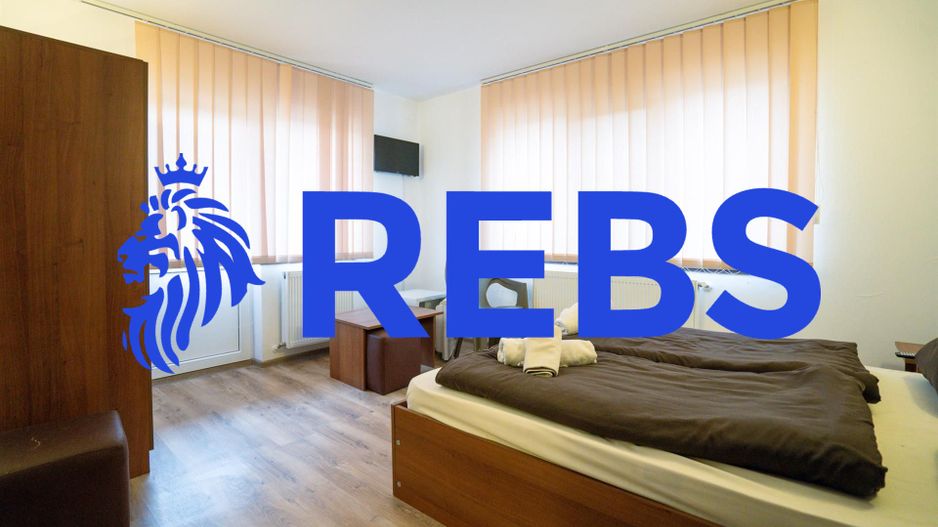 Pensiune cu 12 camere in Baile 1 Mai - Poză 4