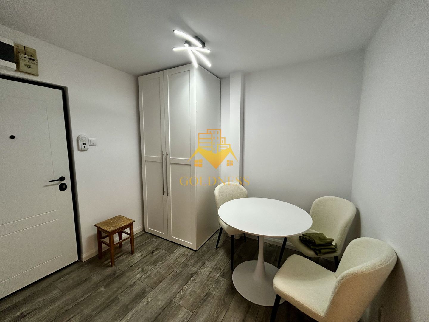 2 camere decomandate, Modern, Zona Parang  Manastur - Poză 8