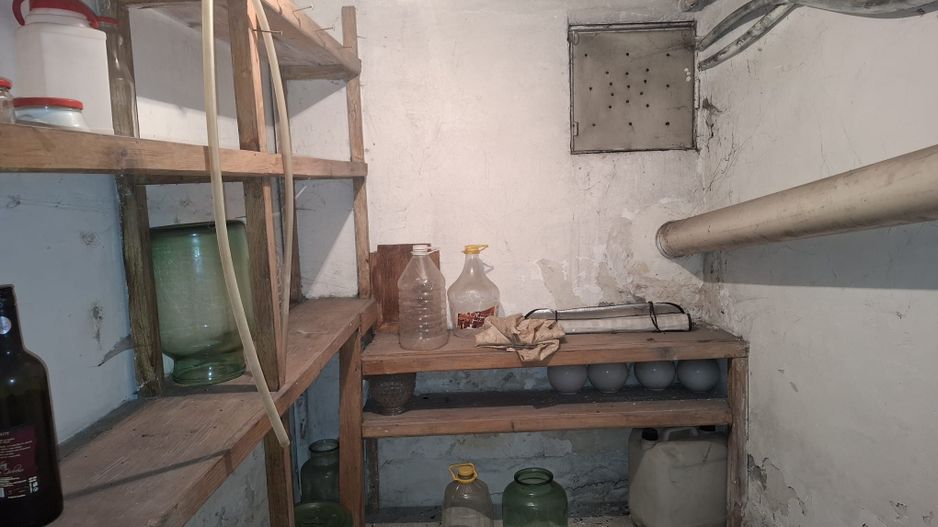 URGENT!, TEREN IN PROPRIETAE, RENOVATA IN 1996, NEGOCIABIL - Poză 16
