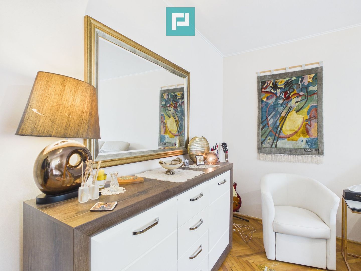 Decebal – PB 3 camere renovat modern - Poză 3