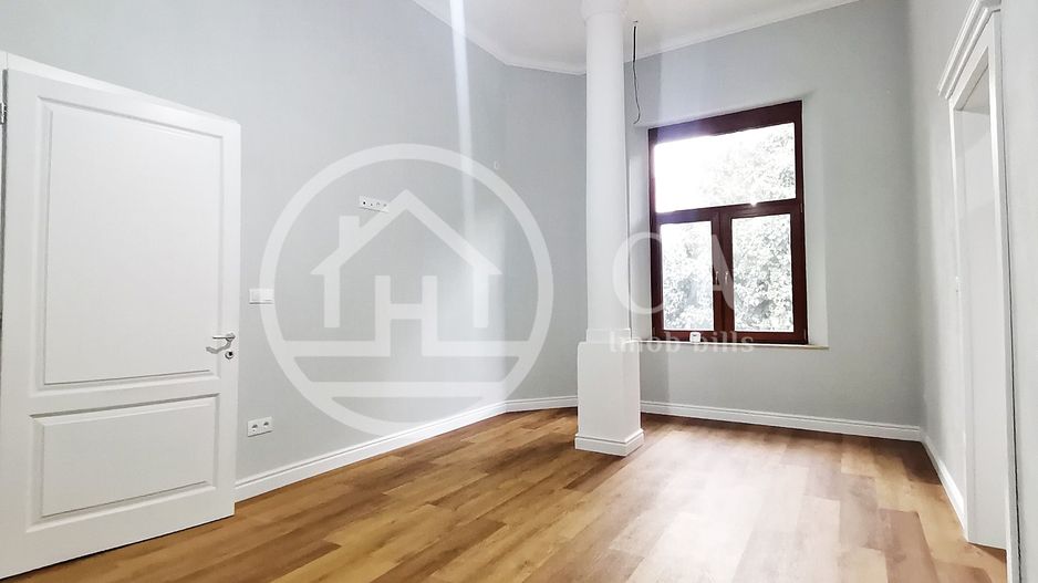 Apartament de inchiriat cu 2 camere in zona ultracentrala, Oradea - Poză 1