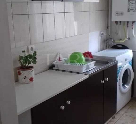 Apartament 1 Cameră Decomandat, Zona Florilor. - Poză 2