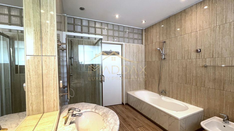 4 rooms ***203 SQM useful*** / 38 SQM terrace + garage / Primaverii - Poză 26