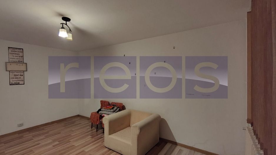 VANZARE GARSONIERA SPATIOASA I LIBERA I METROU I VALEA IALOMITEI - Poză 5