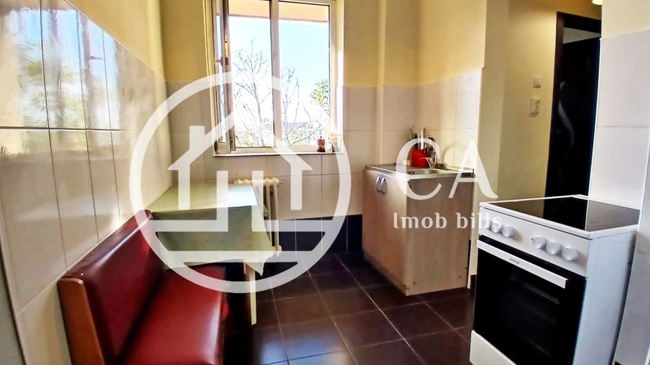 Apartament cu 2 Camere de vanzare in zona Bulevardul Dacia, Oradea - Poză 4