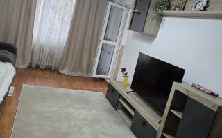 Apartamete 3 camere , decomandat , Aparatorii Patriei - Poză 1