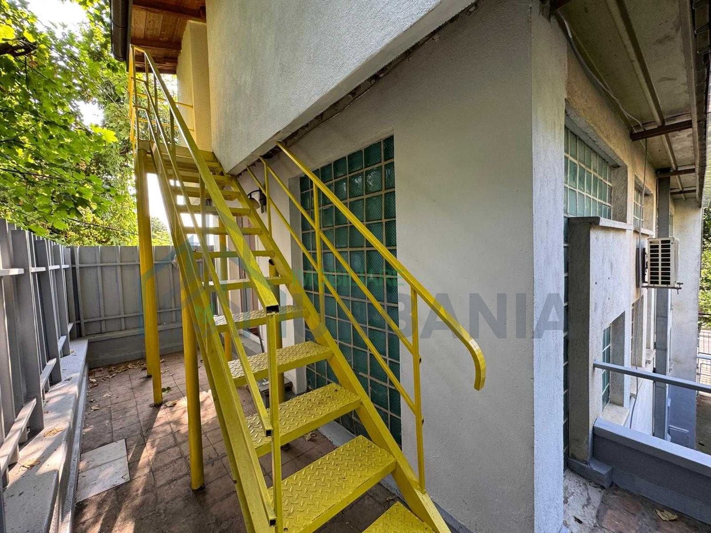 Spațiu comercial/birou în zona Palas, Str. Smârdan, 150 mp utili, liber, renovat, acte la zi - Poză 8