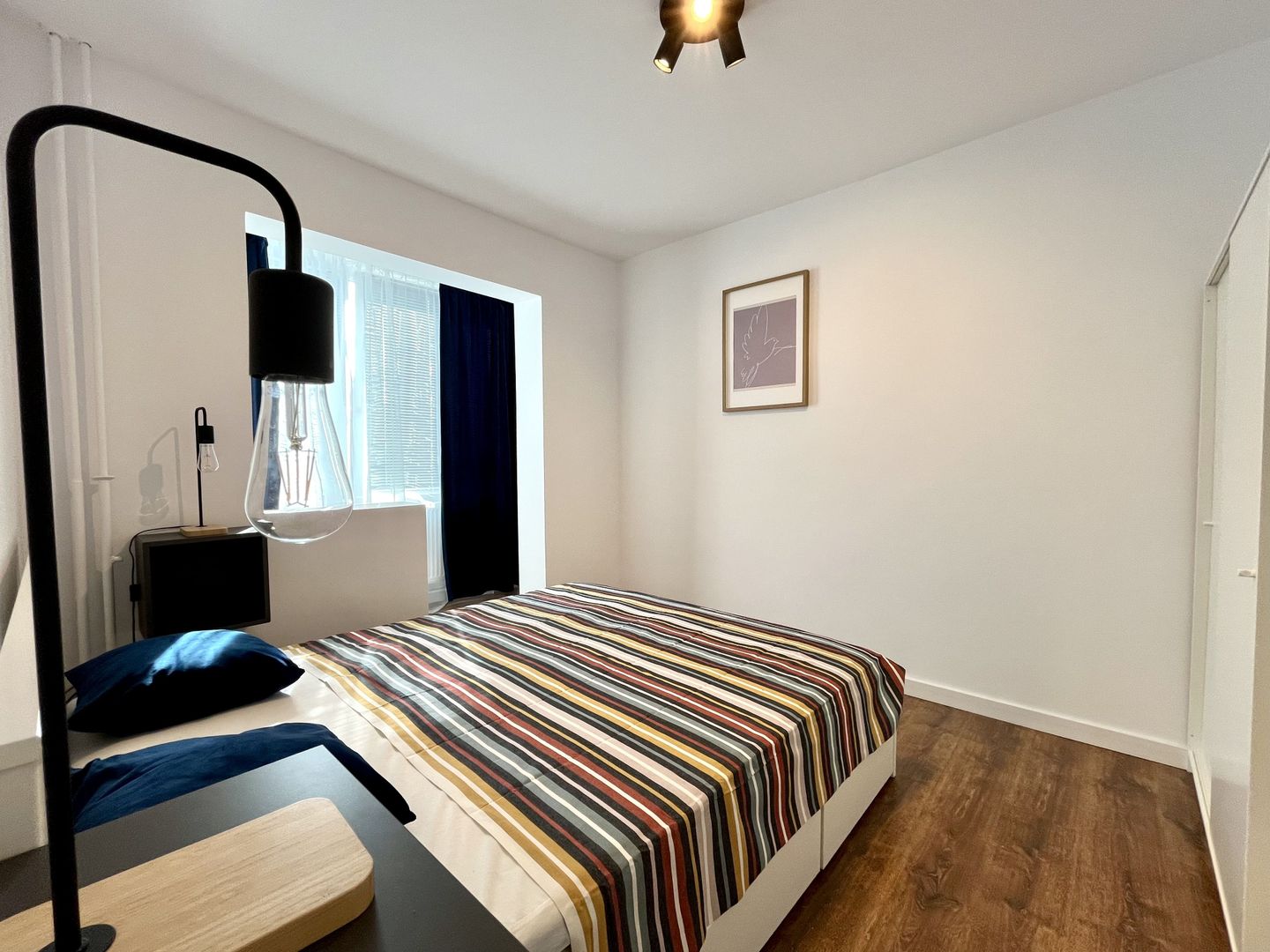 Apartament 2 camere,  vibrant si primitor, zona Complex - Stadion - Poză 6