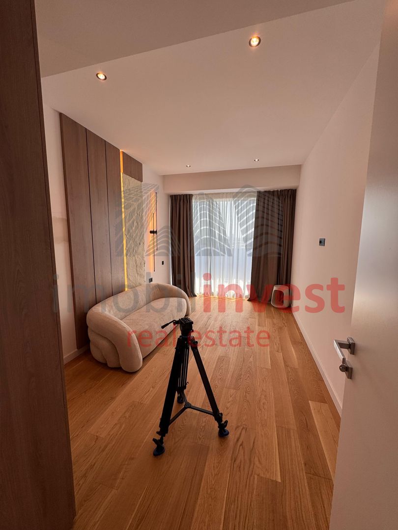 Apartament cu 4 camere de vanzare in Herastrau - Poză 5