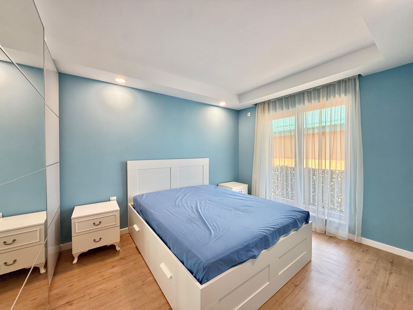 Cosmopolis - Vila NC cu 2 Dormitoare Mobilata si Utilata - Poză 14