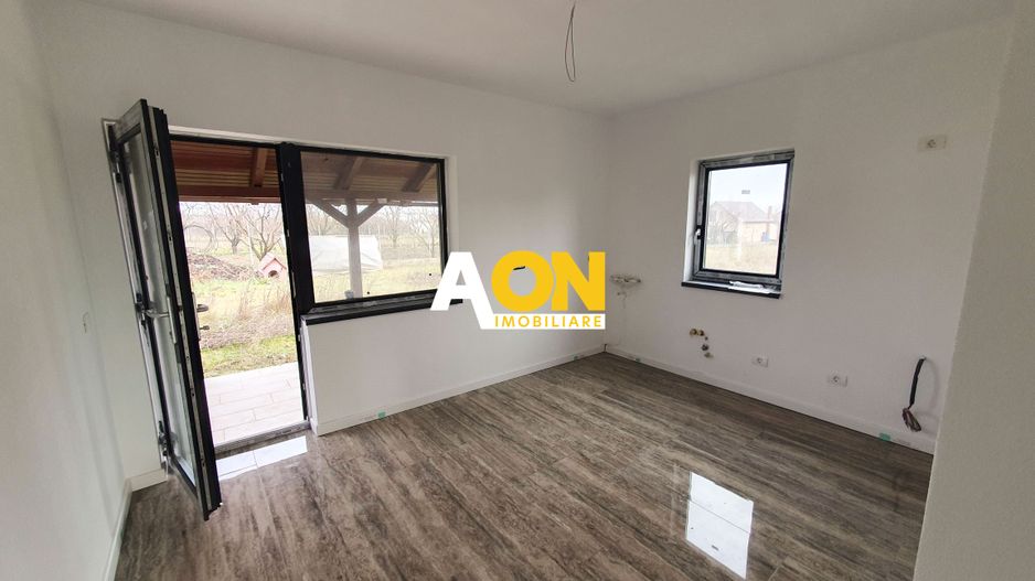 Casă nouă P+M, 5 camere, încălzire pardoseală, Alba-Micești, stânga - Poză 5