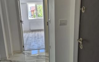 Apartament cu 3 camere ~ zona Centru ~ etaj 4 ~ confort 1 - Poză 2