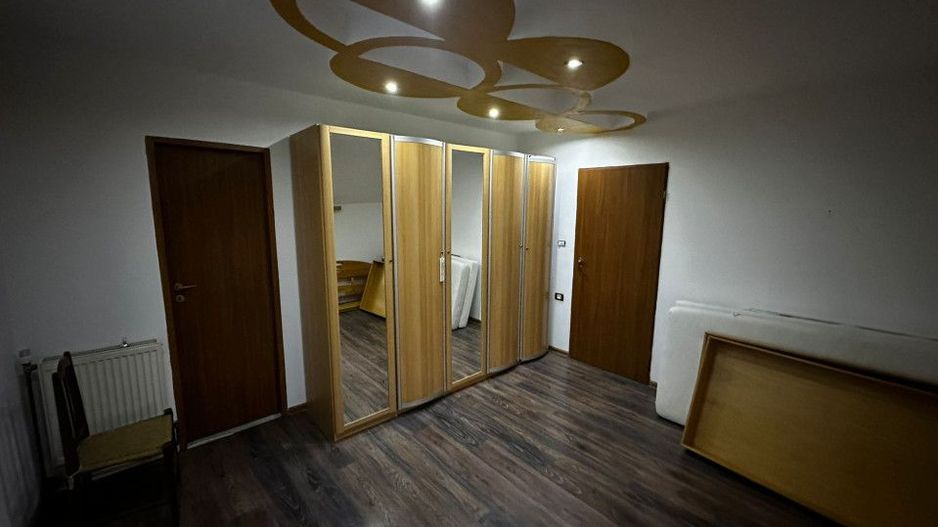 Casa cu teren de 1500 mp, in pitorescul sat Alunis - potrivita pentru duplex - Poză 4