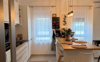 Apartamet 3 camere  Dumbrăvița etaj 1 - Poză 6