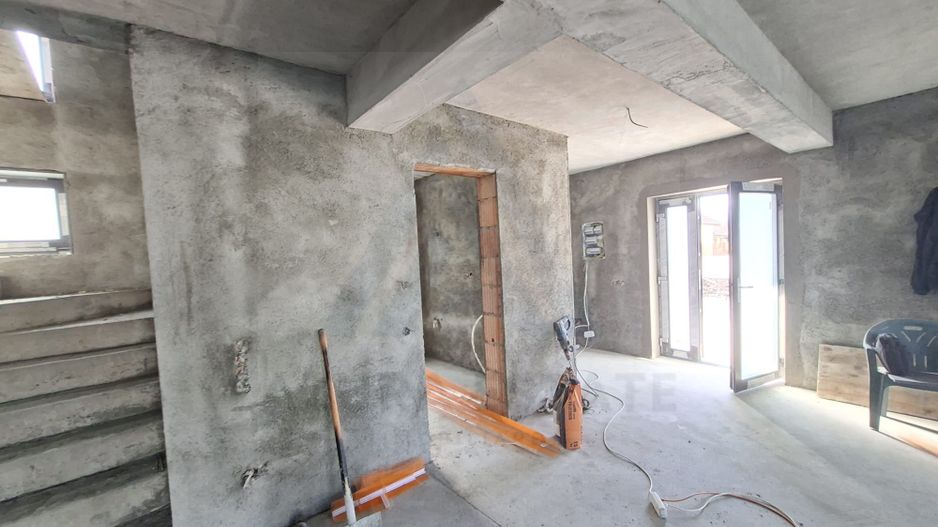 Casa individuala 4 camere 146 mp utili P+1 si teren 475 mp in Selimbar - Poză 11