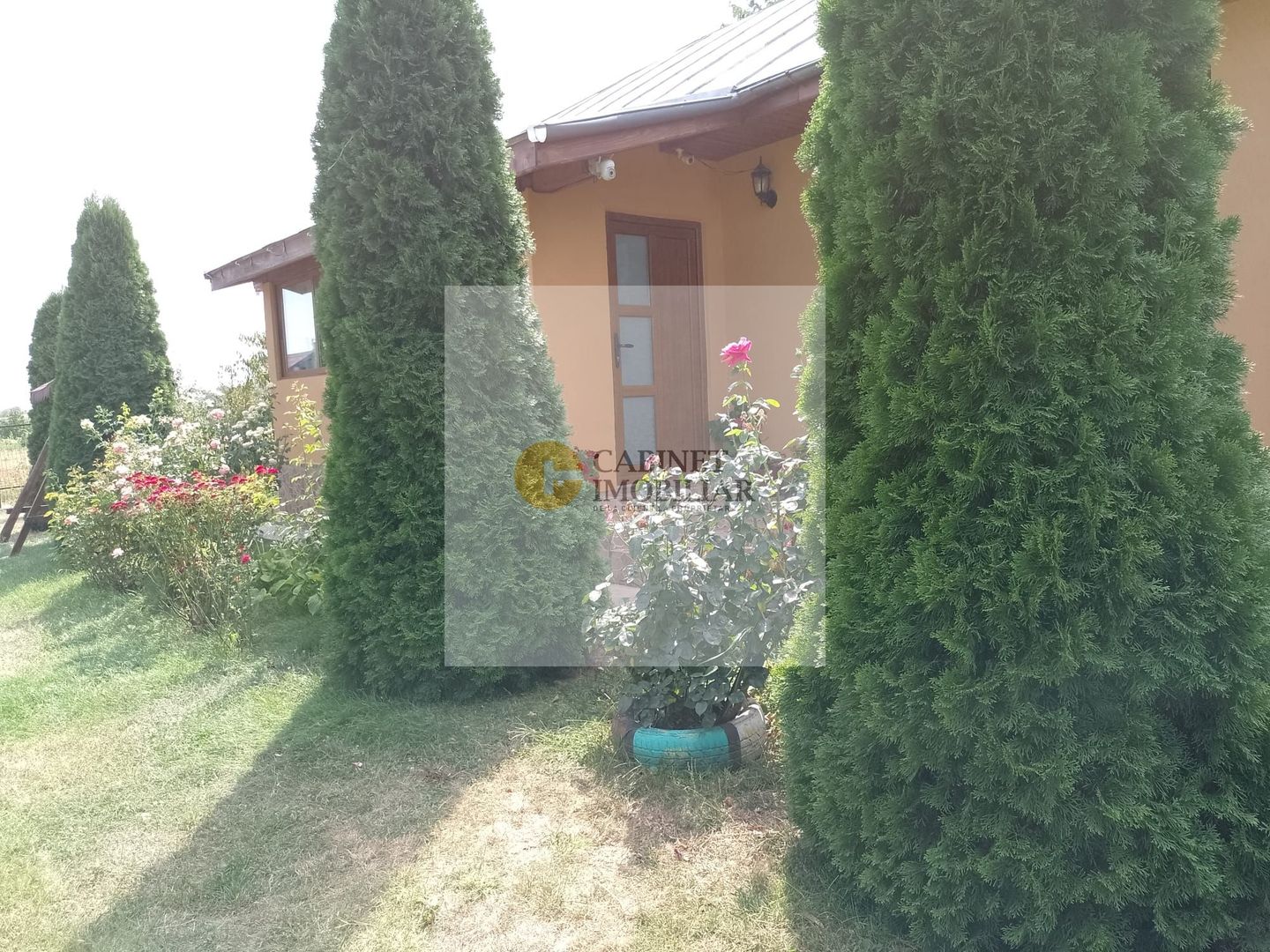 Casă de vacanță modernă cu teren generos –15min de Tecuci - Poză 3
