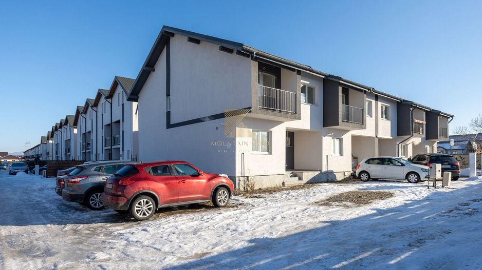 Casă modernă cu curte privată, aproape de Brașov – Cartierul Izvor - Poză 18