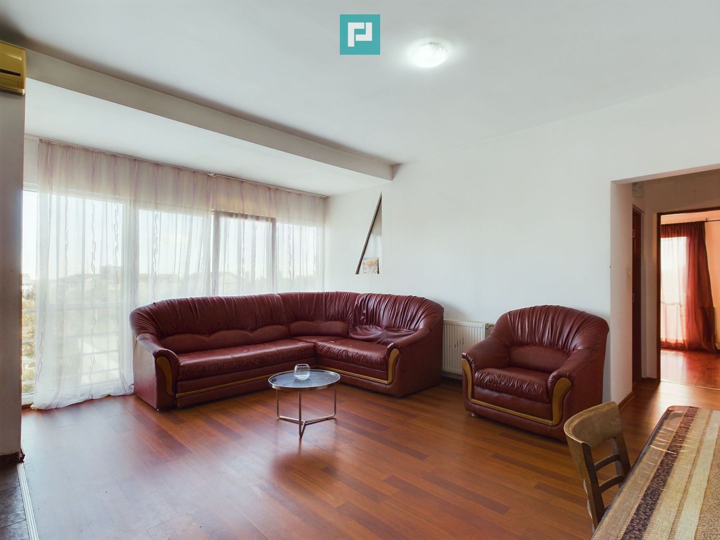 Apartament trei camere Aradului - Poză 3