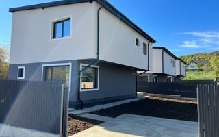 Case de vanzare visani complet mobilat utilat   4 camere - Poză 2