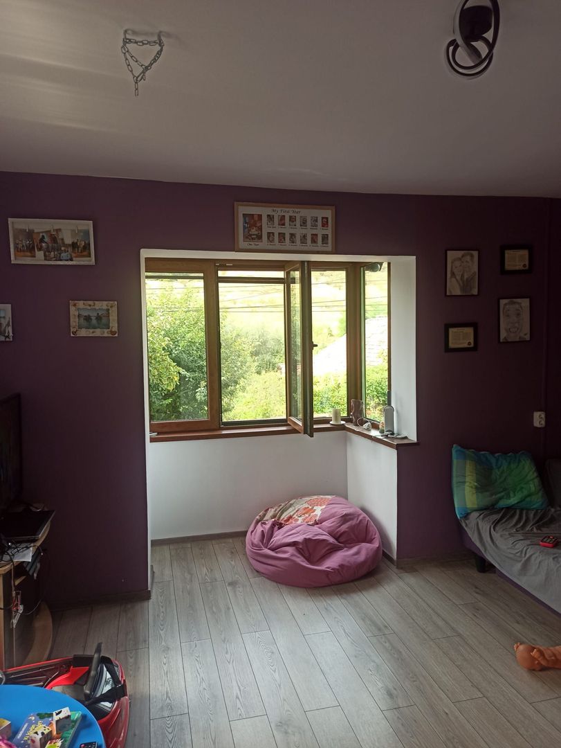 CASA CU 5 CAMERE ZONA DAMBU - Poză 8