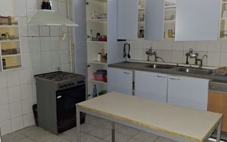 Casa cu 15 camere de vanzare in Bazna, Sibiu ( azil, pensiune) - Poză 9
