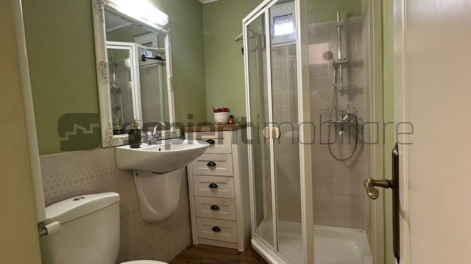 Ap. lux cu 3 cam.in Iosia - Poză 4